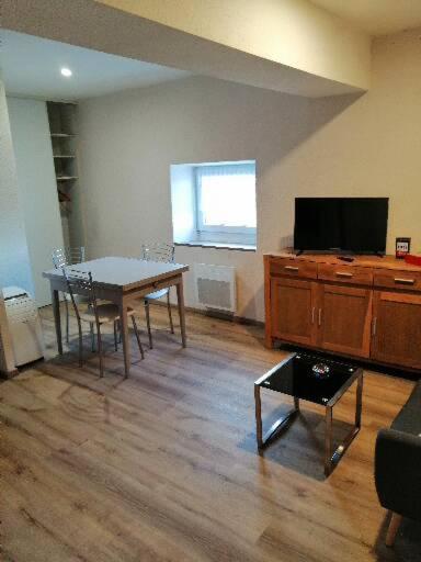 Joyeuse, Superbe Appartement D'Environs 30M2. 外观 照片