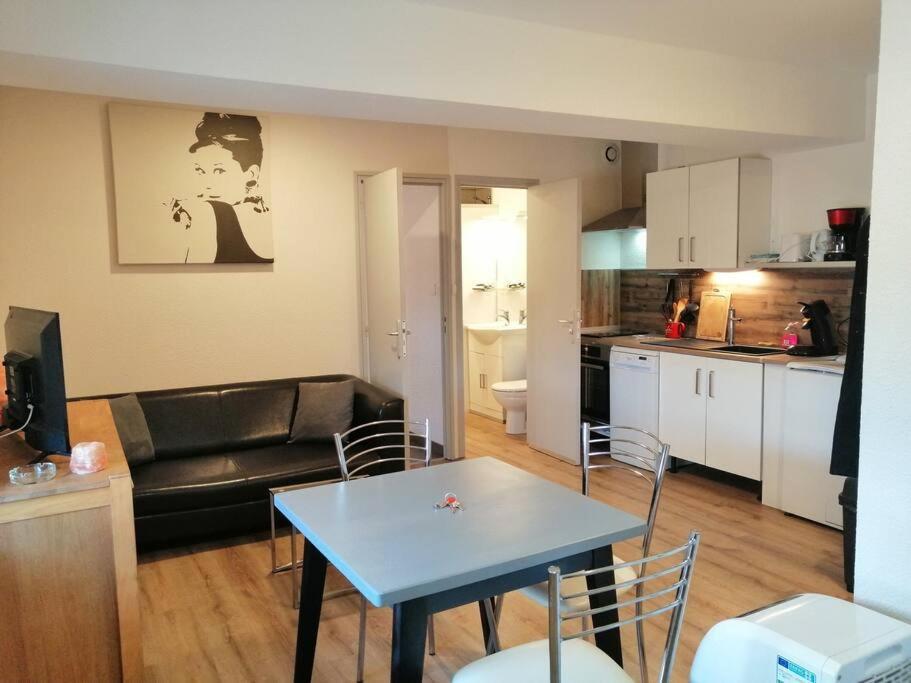 Joyeuse, Superbe Appartement D'Environs 30M2. 外观 照片